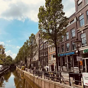 Heart Of Ámsterdam